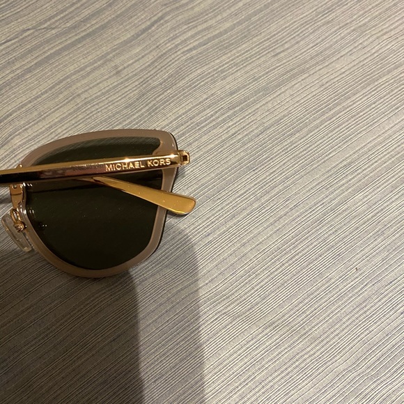 Mk sunglasses - Picture 4 of 8